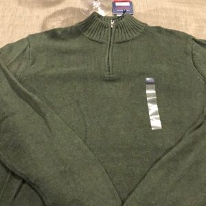 New with tag. Green mock neck sweater XXL Tall